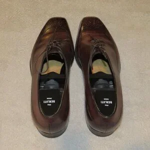 Berluti Burnished Brown Leather Medallion Oxfords 8.5 Berluti Burnished Brown Leather Medallion Oxfords... | Depop main image 4